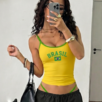 Regata Baby Look Brasil Feminina Y2K Estampa Brasil Amarela Moda Verão Casual Brazilcore