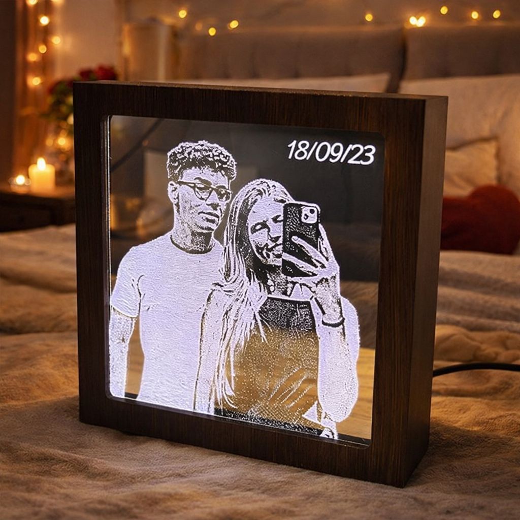 Caixinha Abajur Luminária Moldura com Led Personalizada Casal com Foto